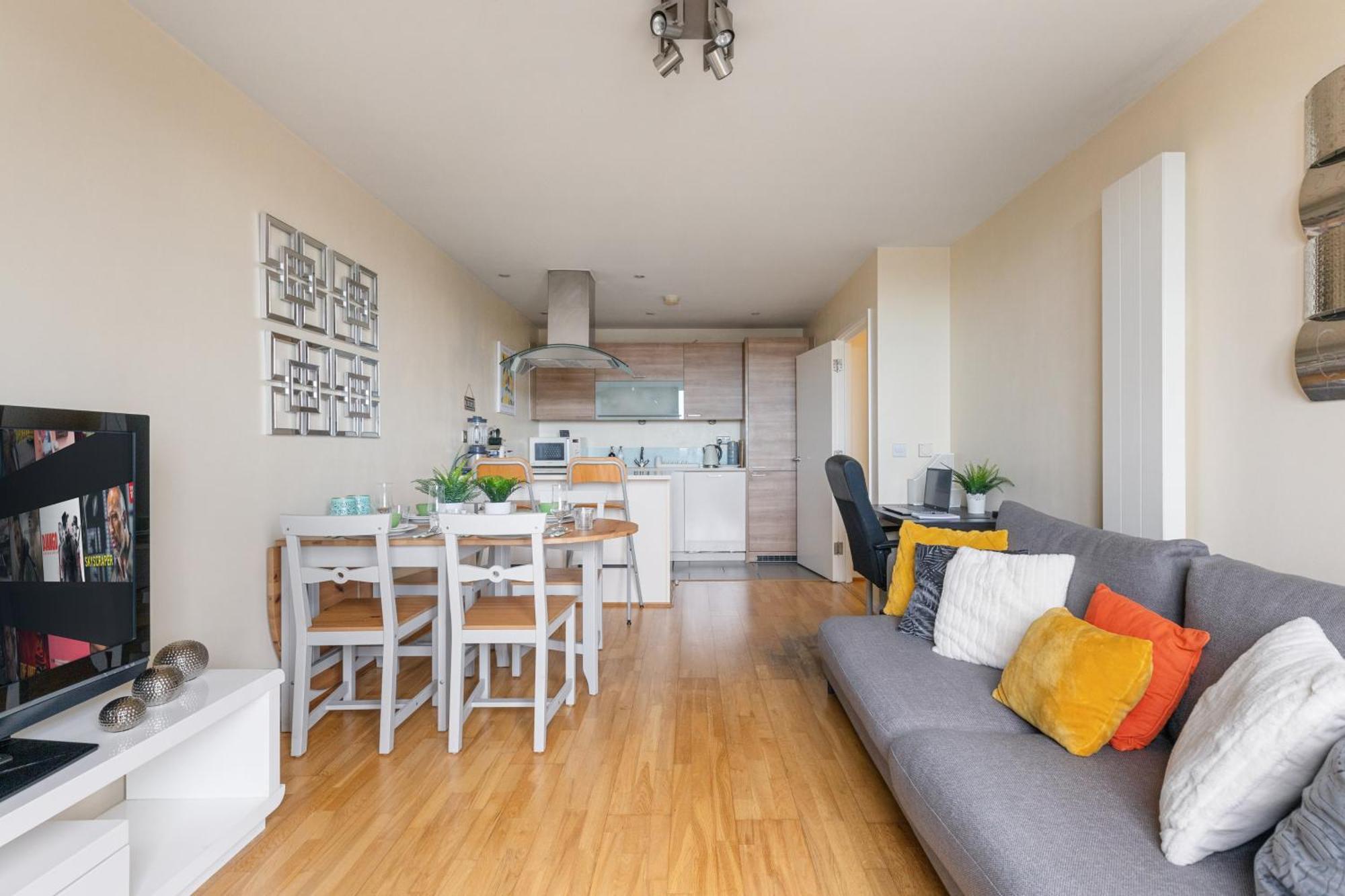 Stratford Skyview Apartment لندن المظهر الخارجي الصورة