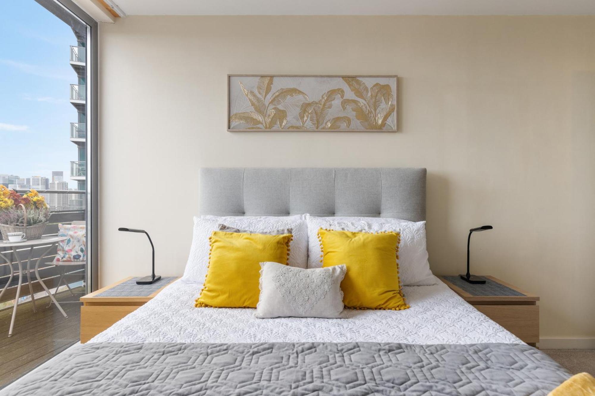 Stratford Skyview Apartment لندن المظهر الخارجي الصورة