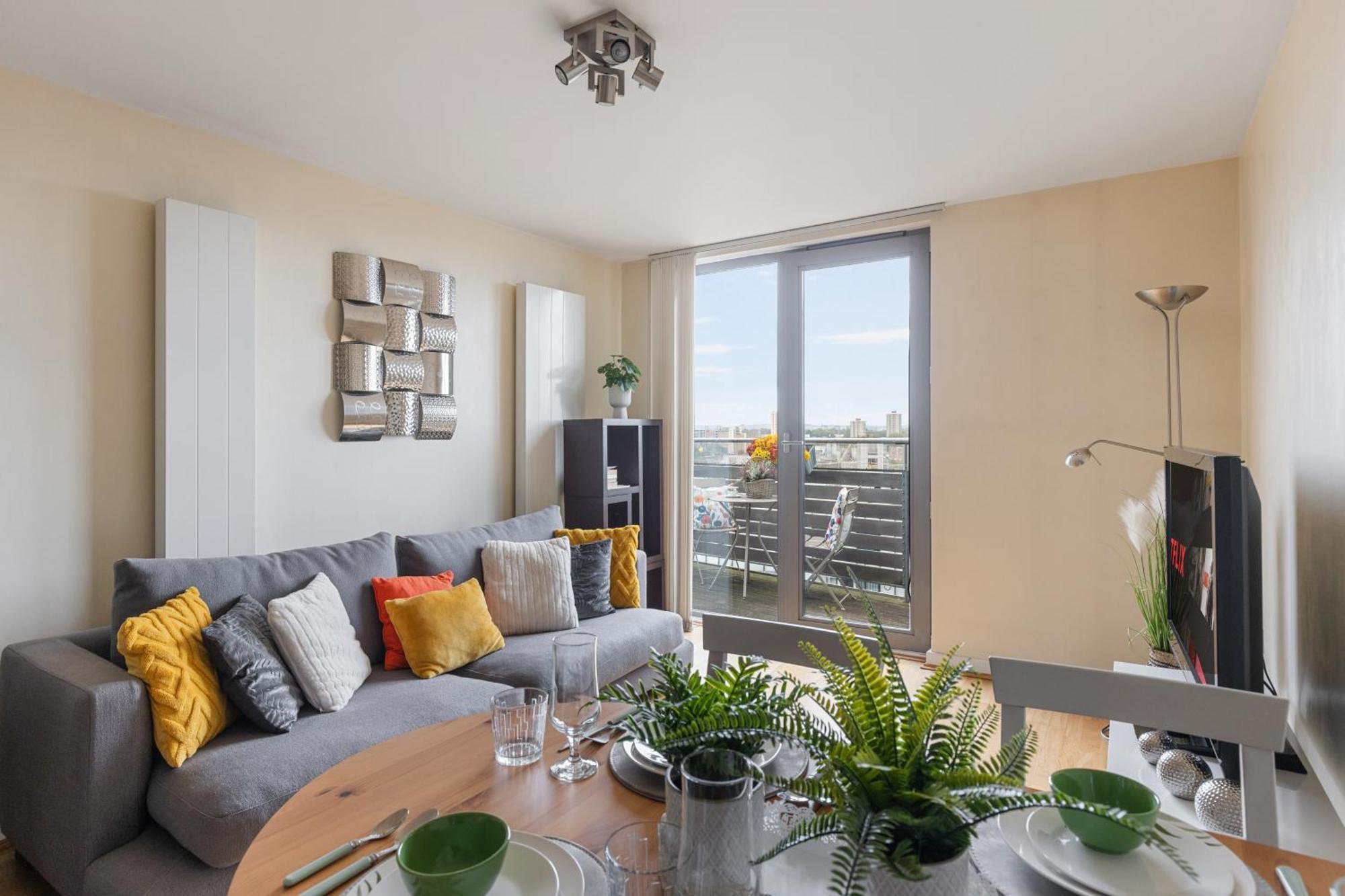 Stratford Skyview Apartment لندن المظهر الخارجي الصورة