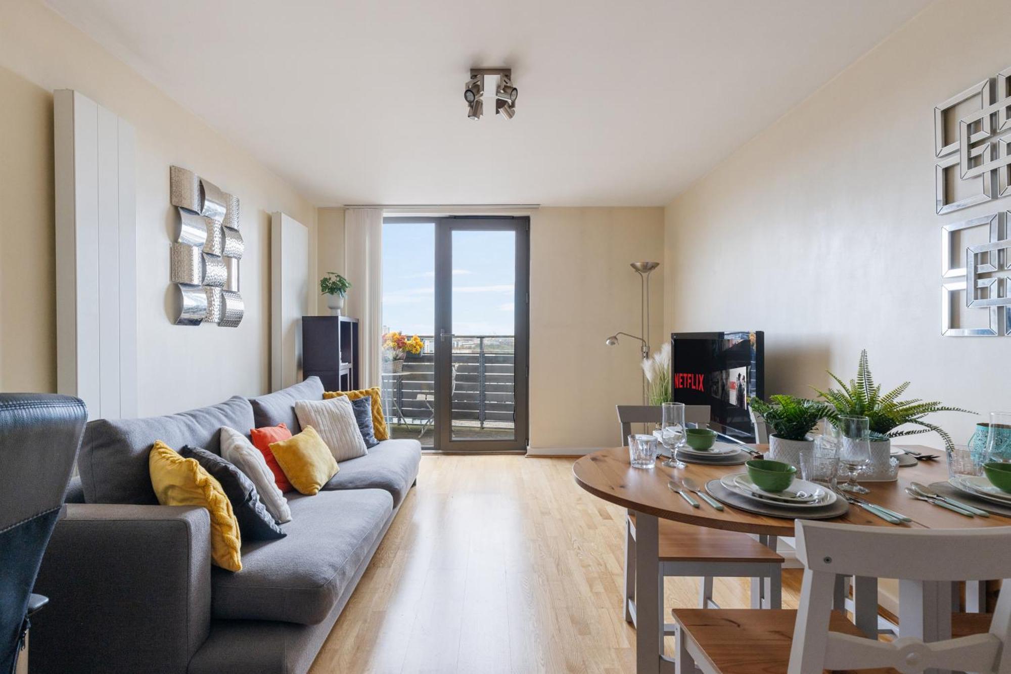 Stratford Skyview Apartment لندن المظهر الخارجي الصورة